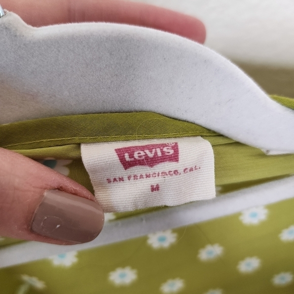 Levi's Sleeve Daisy Embry Tie Front Puff  Print Shirt M - Picture 5 of 6